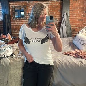 Fun graphic T-shirt!